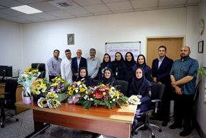 بازدید رئیس بیمارستان سینا از بخش‌های درمانی به مناسبت گرامیداشت روز پرستار